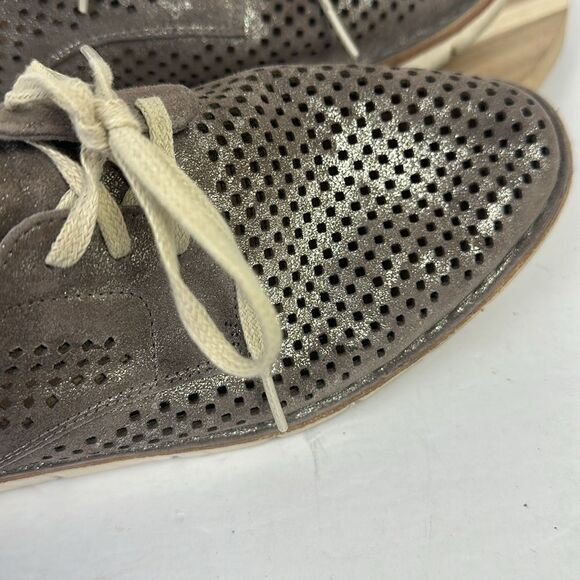TRASK Lena Perforated Oxford Sneakers Shoes Metallic 6.5 - Picture 10 of 10